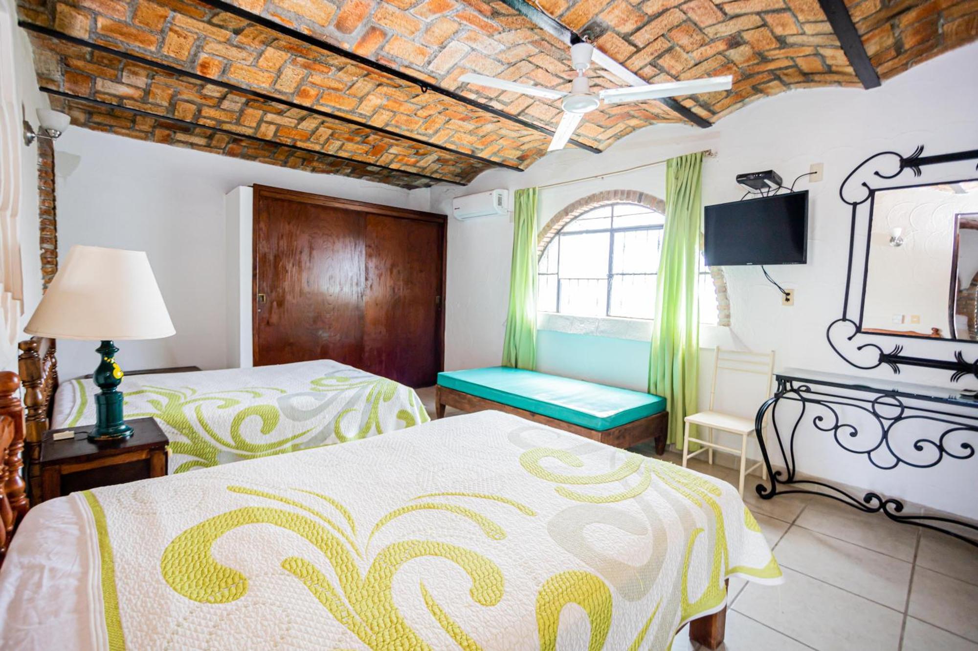 Bungalows Maria Teresa Rincon de Guayabitos Esterno foto